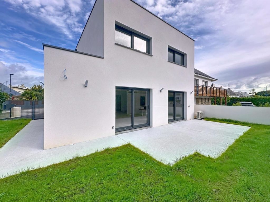 MAISON – QUEVEN – BOURG