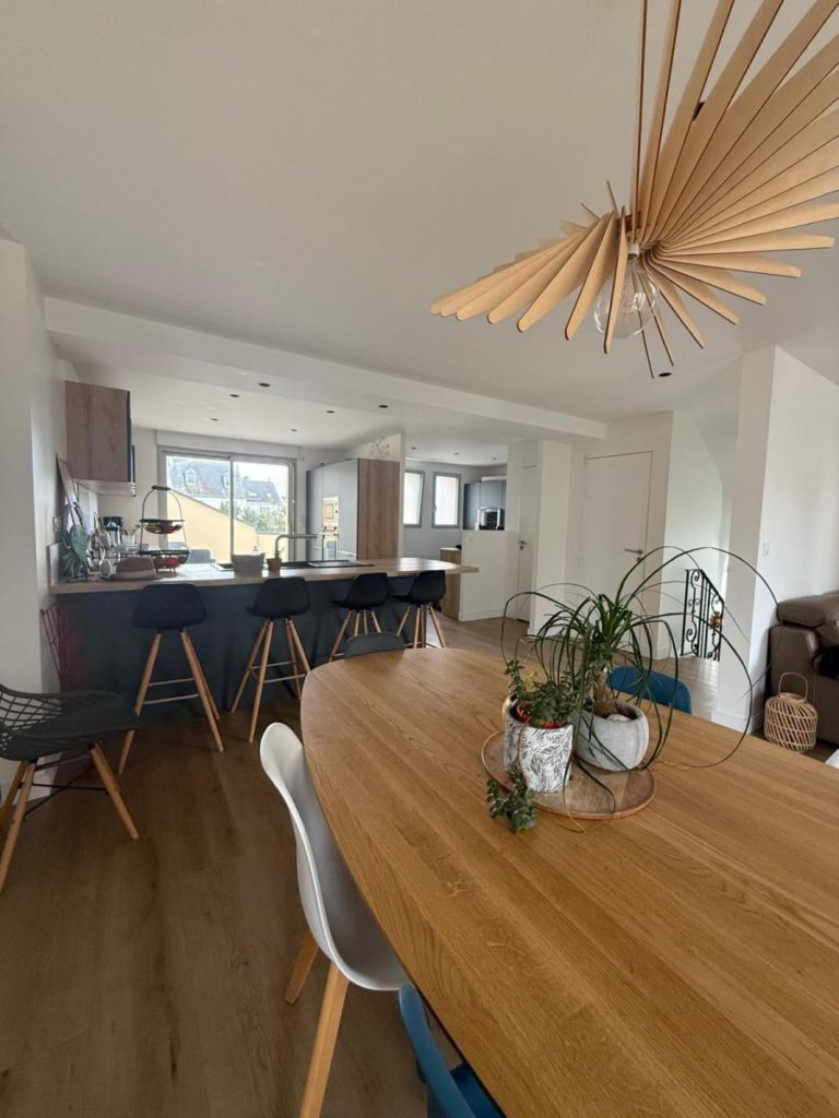 Locmalo – Vaste maison familiale