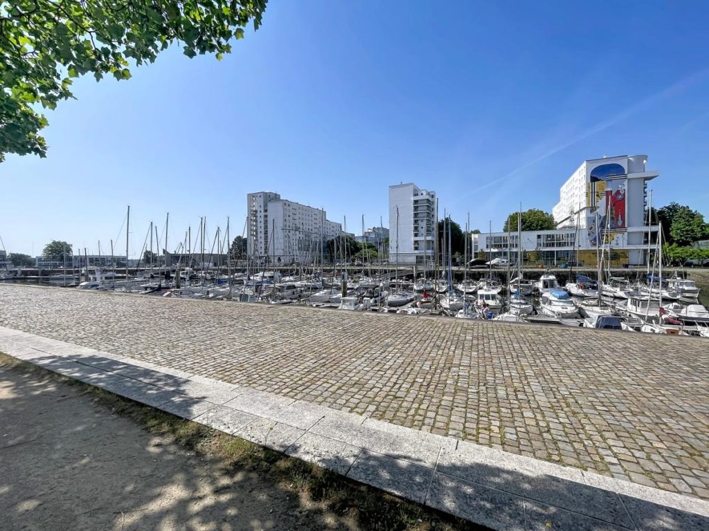 LORIENT CENTRE – FACE PORT DE PLAISANCE