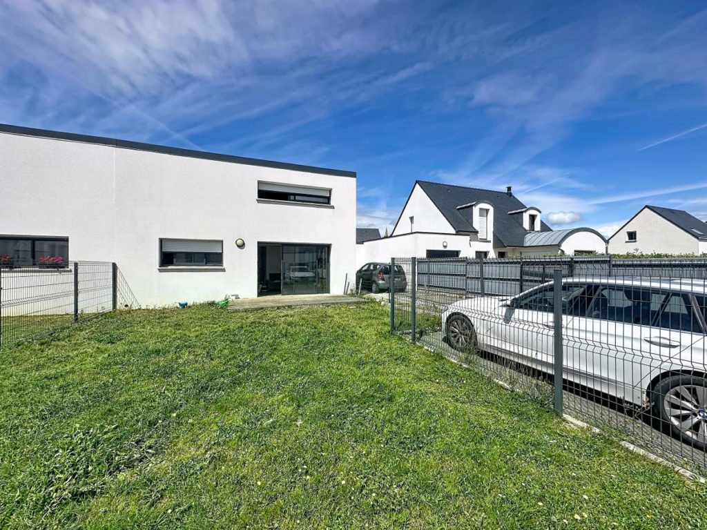 Maison Plouhinec – BOURG – Plain pied